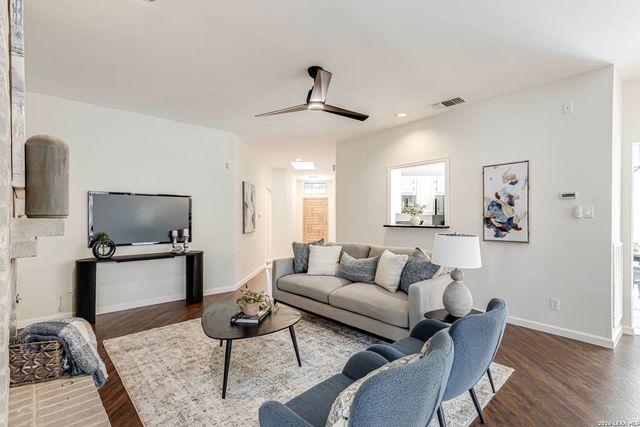 13931 Red Maple Wood, San Antonio, TX 78249