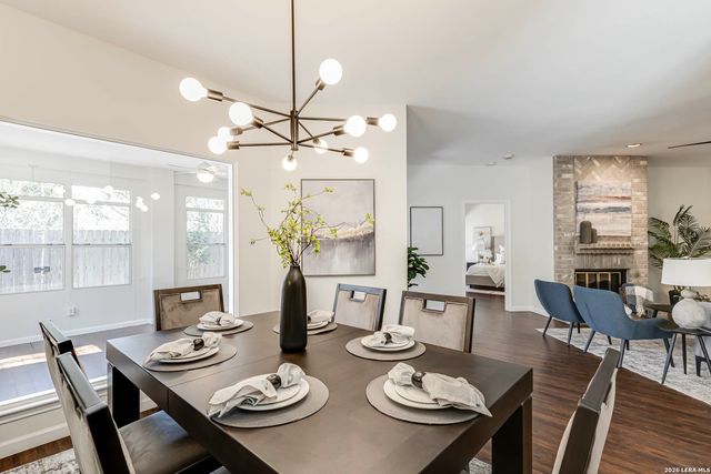 13931 Red Maple Wood, San Antonio, TX 78249