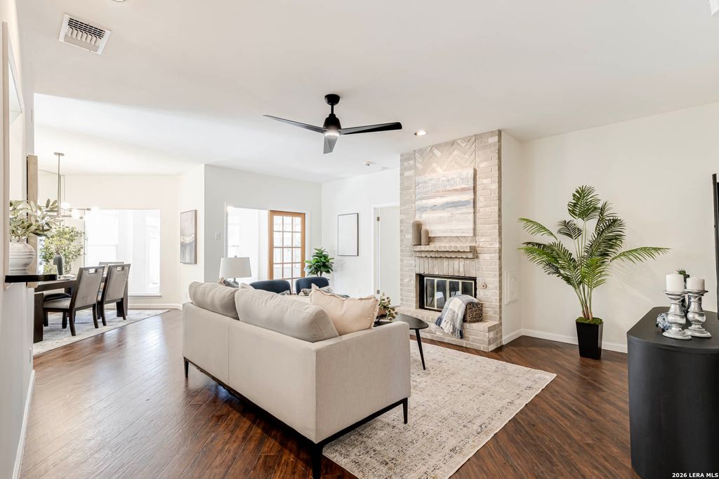 13931 Red Maple Wood, San Antonio, TX 78249