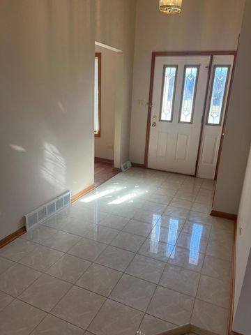 2326 Ticonderoga Street, Schererville, IN 46375