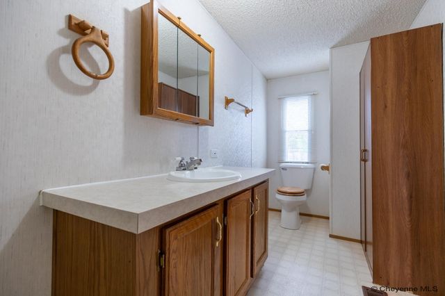 315 SOUTH FORK RD, Cheyenne, WY 82007