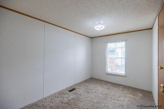315 SOUTH FORK RD, Cheyenne, WY 82007