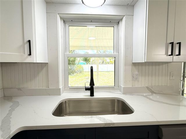 427 BLACKBURN STREET, Englewood, FL 34223