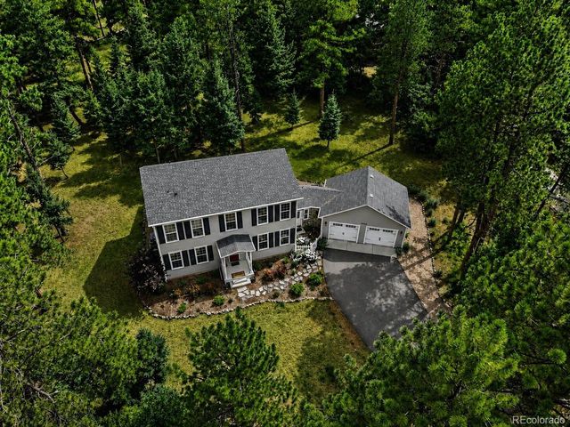 4854 Cheyenne Dr, Larkspur, CO 80118