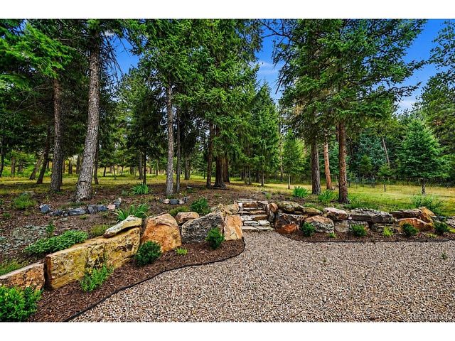 4854 Cheyenne Dr, Larkspur, CO 80118