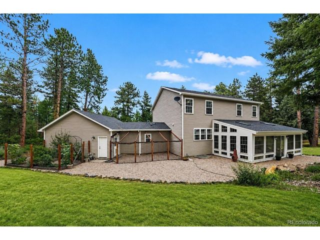 4854 Cheyenne Dr, Larkspur, CO 80118