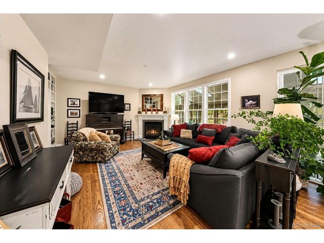 4854 Cheyenne Dr, Larkspur, CO 80118