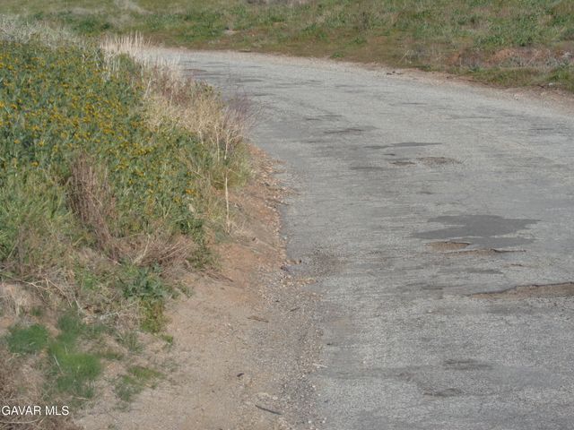 1800 Richter Lane, Palmdale, CA 93550