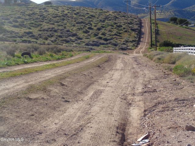 1800 Richter Lane, Palmdale, CA 93550