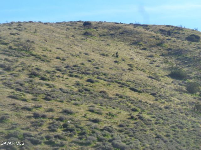 1800 Richter Lane, Palmdale, CA 93550