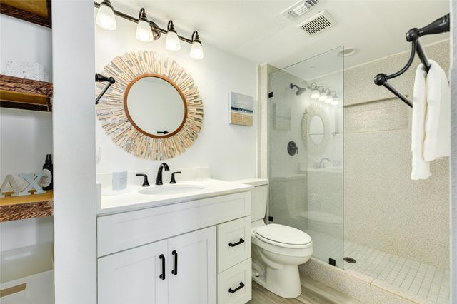 4 Dana Drive, Galveston, TX 77554