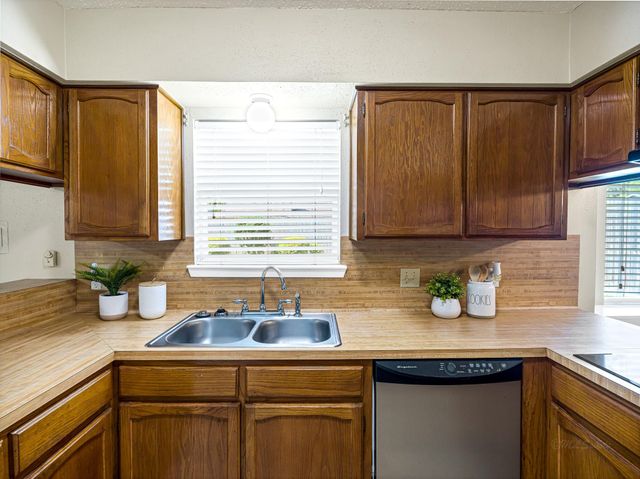 6230 Sunnygate Drive, Spring, TX 77373