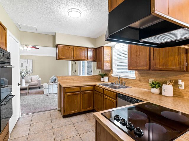 6230 Sunnygate Drive, Spring, TX 77373