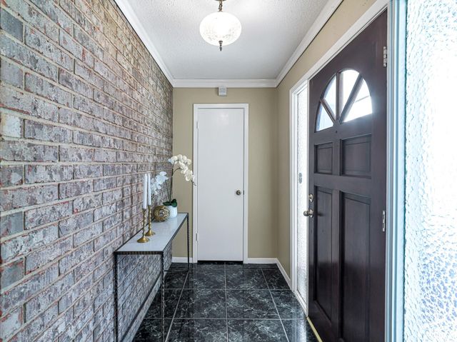 6230 Sunnygate Drive, Spring, TX 77373