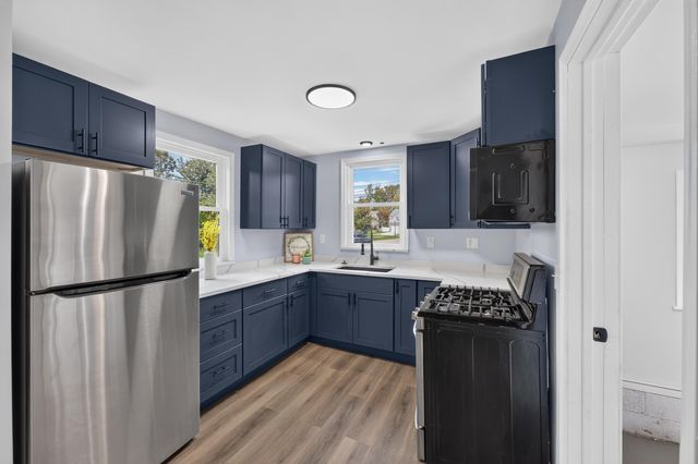 33550 Beechwood Street, Westland, MI 48185