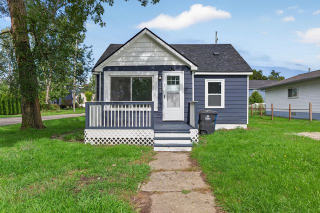 33550 Beechwood Street, Westland, MI 48185
