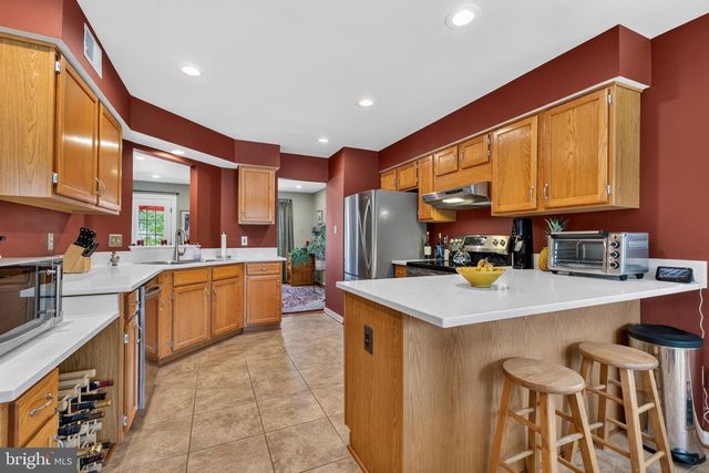 13830 BRIDLINGTON CT, Centreville, VA 20120
