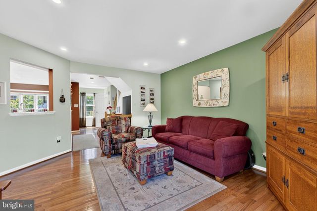 13830 BRIDLINGTON CT, Centreville, VA 20120