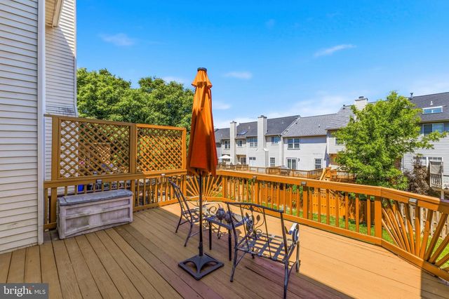 13830 BRIDLINGTON CT, Centreville, VA 20120