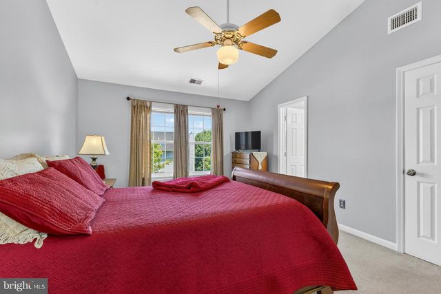 13830 BRIDLINGTON CT, Centreville, VA 20120