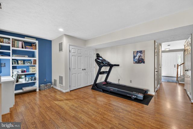 13830 BRIDLINGTON CT, Centreville, VA 20120