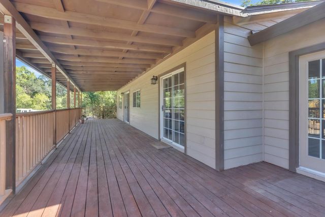 7568 Cripple Creek Rd, Citrus Heights, CA 95610