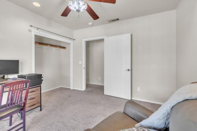 7568 Cripple Creek Rd, Citrus Heights, CA 95610