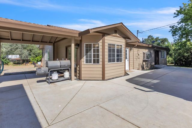 7568 Cripple Creek Rd, Citrus Heights, CA 95610
