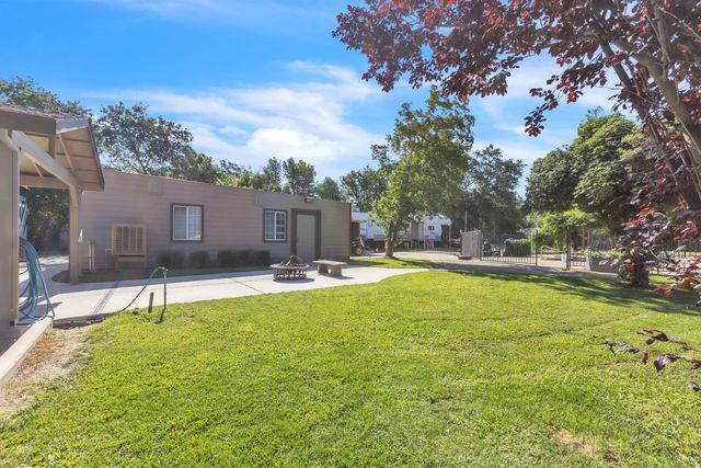 7568 Cripple Creek Rd, Citrus Heights, CA 95610