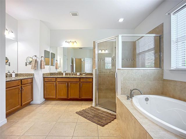 5384 LAYTON DRIVE, Venice, FL 34293