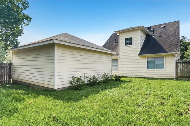 833 Lightningbug Lane, Conroe, TX 77301