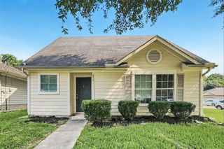 833 Lightningbug Lane, Conroe, TX 77301