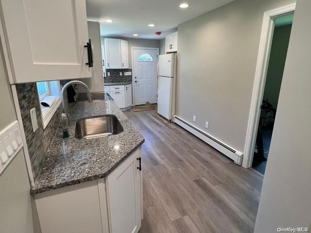 253 E 17th Street, Huntington Station, NY 11746