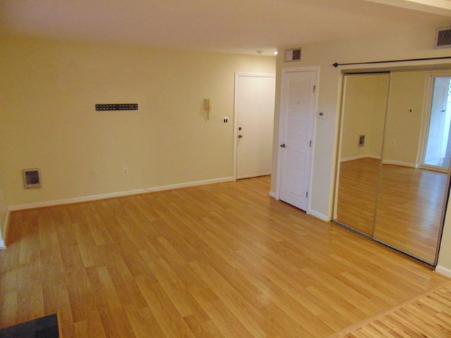 200 Falls Blvd D111, Quincy, MA 02169