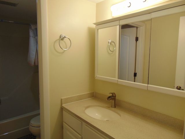 200 Falls Blvd D111, Quincy, MA 02169