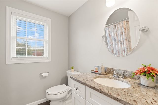 39 Sewell St, Brockton, MA 02301