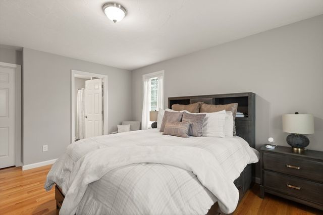 39 Sewell St, Brockton, MA 02301
