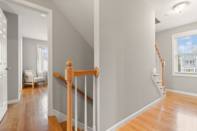 39 Sewell St, Brockton, MA 02301