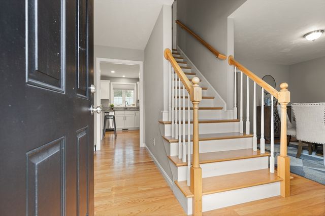 39 Sewell St, Brockton, MA 02301
