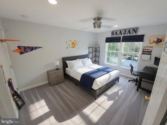 10 AVALON RD, Pennington, NJ 08534