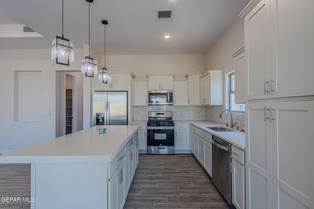 1798 Dana Gray Street, El Paso, TX 79928