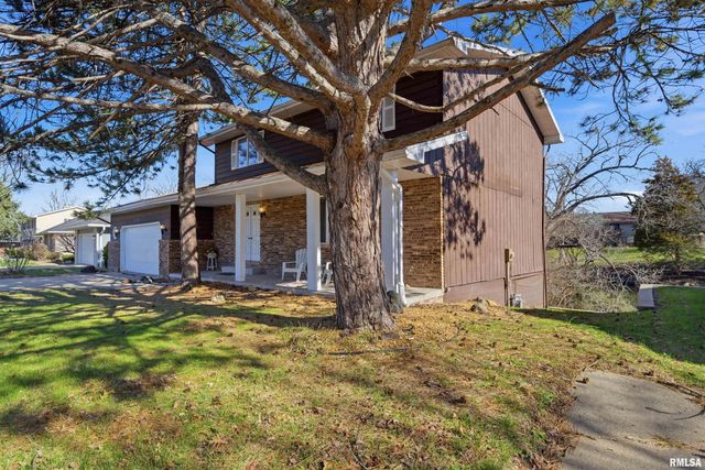 4609 W LYNNHURST Drive, Peoria, IL 61615