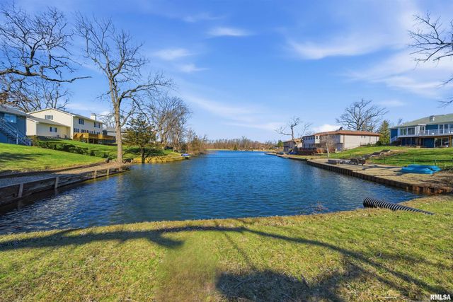 4609 W LYNNHURST Drive, Peoria, IL 61615