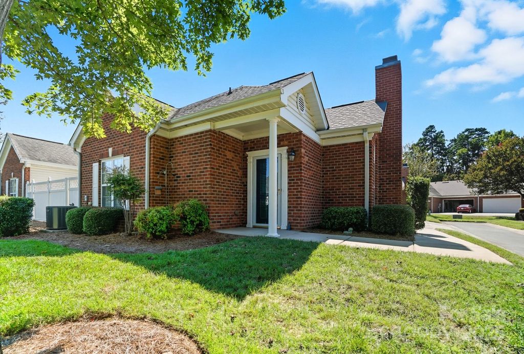 14630 Penmore Lane, Charlotte, NC 28269
