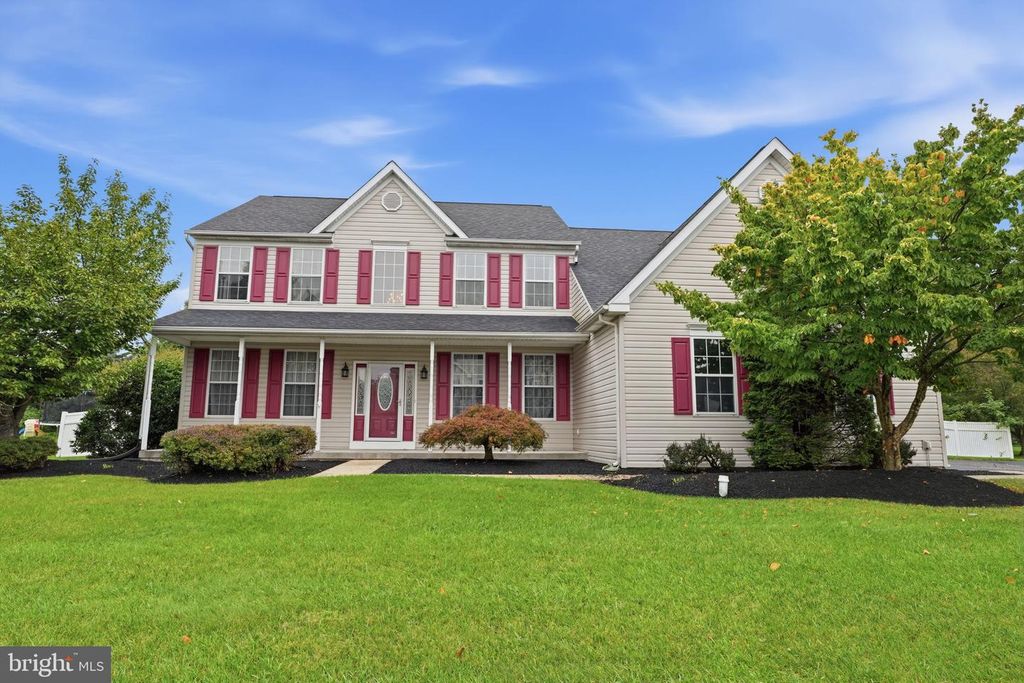 1010 ANDREWS LN, PENNSBURG, PA 18073 — photo 3