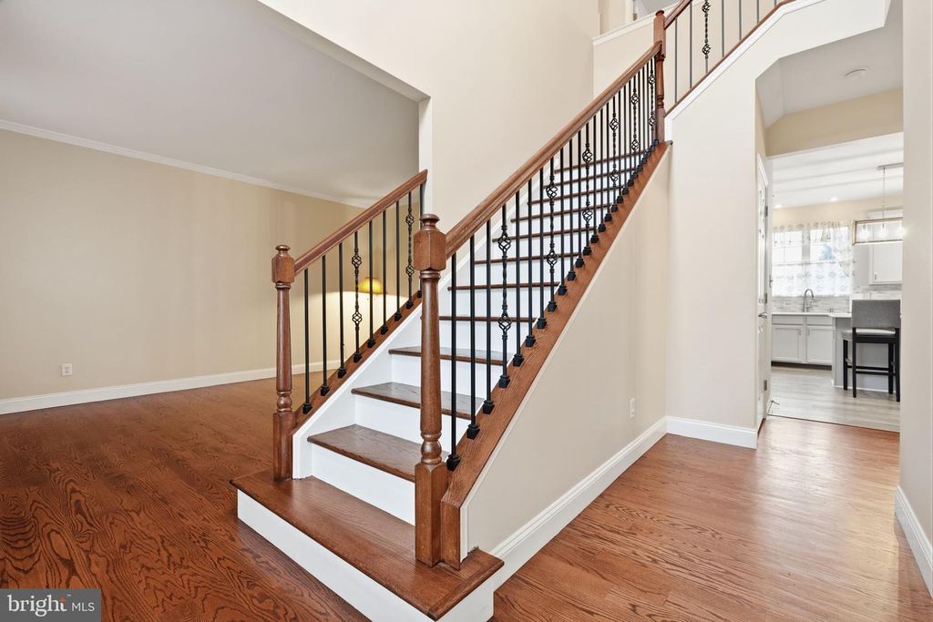 1010 ANDREWS LN, PENNSBURG, PA 18073 — photo 5