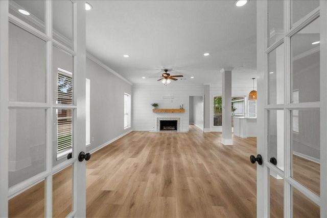 1907 Sandy Schoals Drive, League City, TX 77573