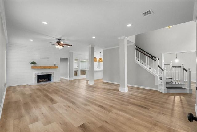 1907 Sandy Schoals Drive, League City, TX 77573