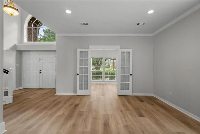 1907 Sandy Schoals Drive, League City, TX 77573