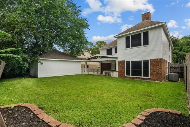 1907 Sandy Schoals Drive, League City, TX 77573